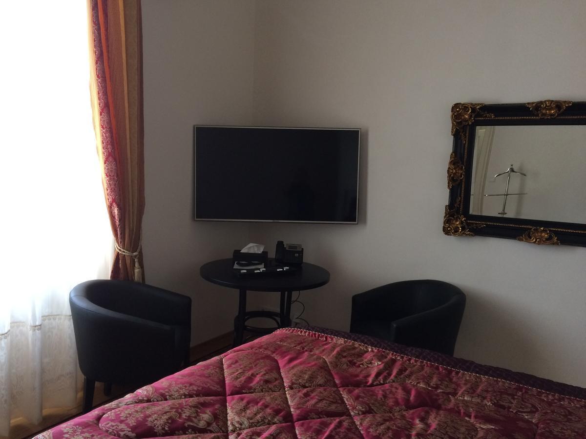 Hotel Panstvi Dlouha Lhota Экстерьер фото