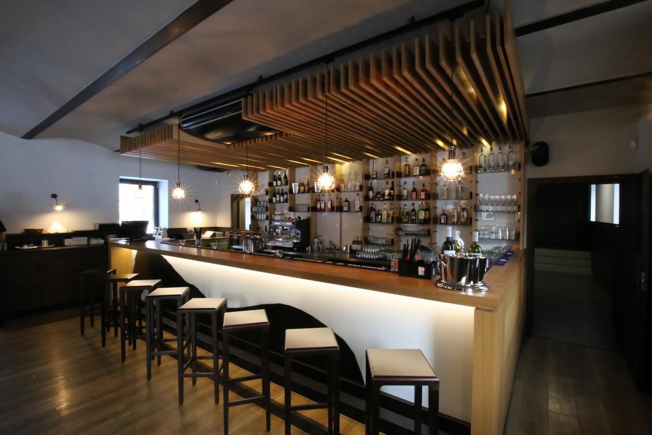 Hotel Panstvi Dlouha Lhota Экстерьер фото