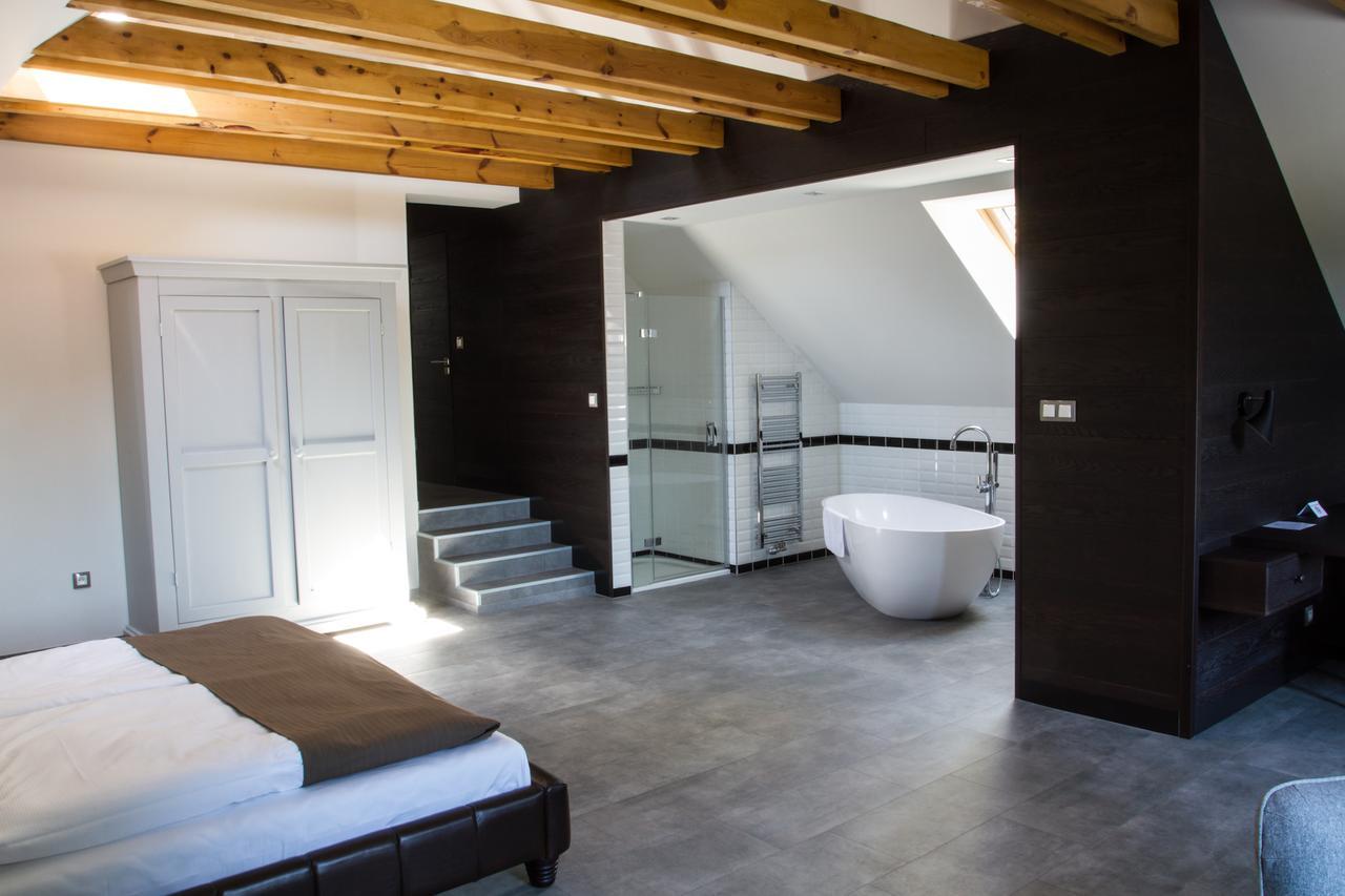 Hotel Panstvi Dlouha Lhota Экстерьер фото