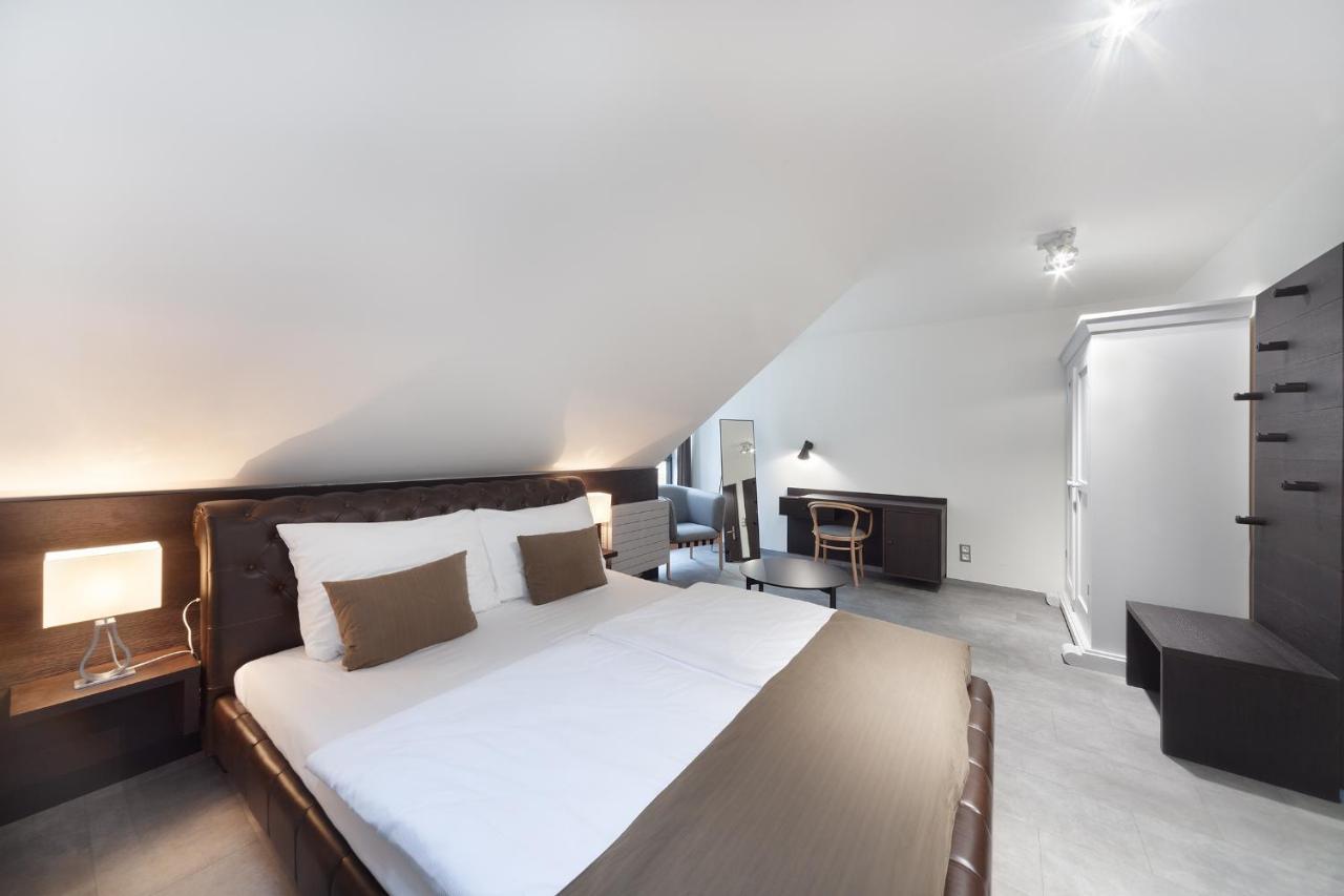 Hotel Panstvi Dlouha Lhota Экстерьер фото